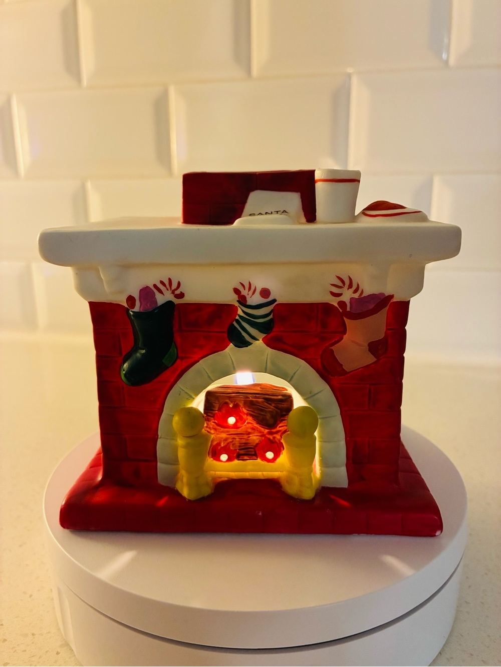 Vtg 1986 Christmas Fireplace tea Candle Holder Stockings Milk&Cookies for Santa